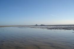 La maison d'hôtes Les Bruyères du Mont vous accueille dans la Baie du Mont Saint Michel 12 km du Mont St Michel entre St Malo et Granville  Nous vous proposons un séjour entre Bretagne et Normandie au sein de 4 chambres  et un gîte de charme. 