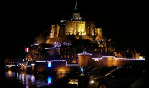 christmas mont saint michel