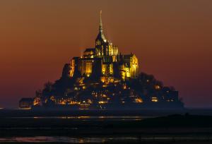 Mont st michel de nuit  - Les Bruyères du Mont